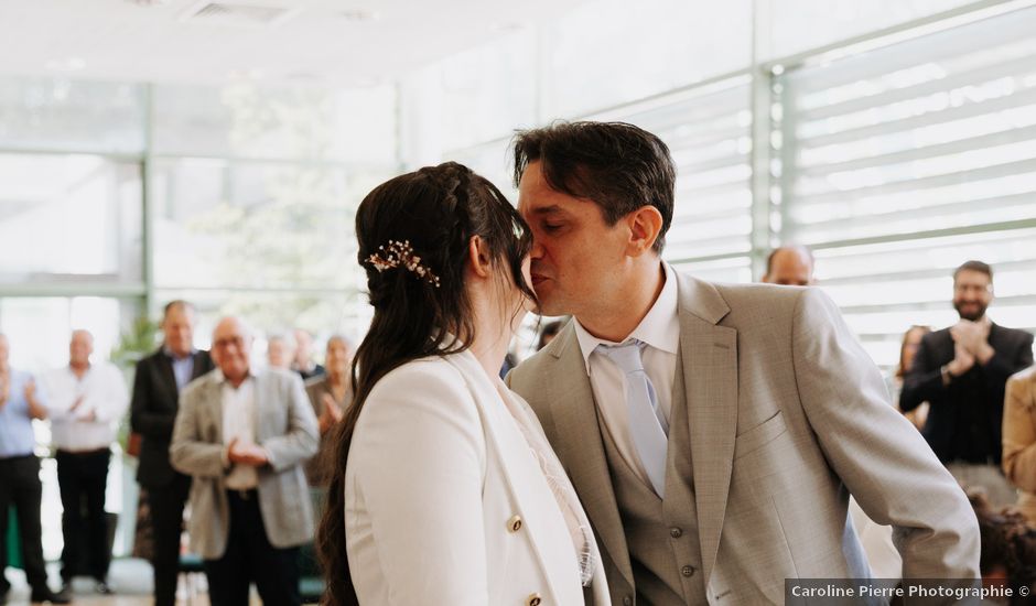 Le mariage de Mickaël et Sandrine à Couëron, Loire Atlantique