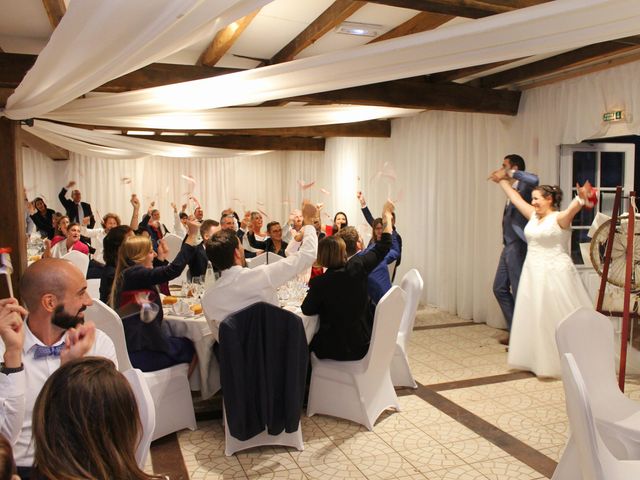 Le mariage de Adrien et Julie à Chevrières, Oise 12