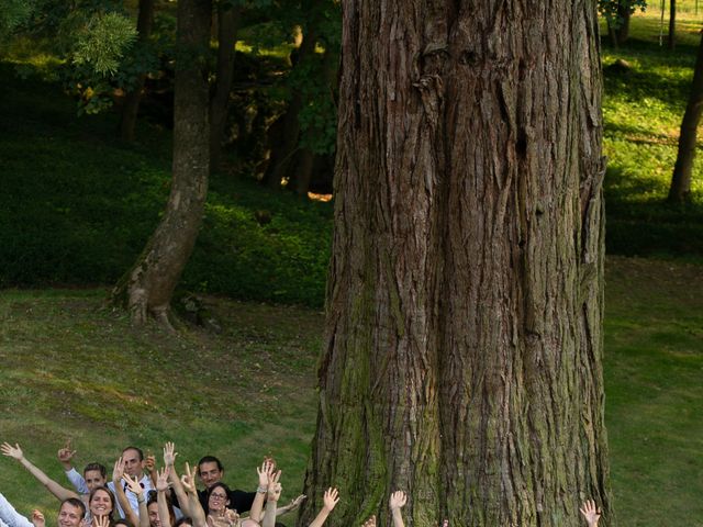 Le mariage de Damien et Constance à Jouy-sur-Eure, Eure 14