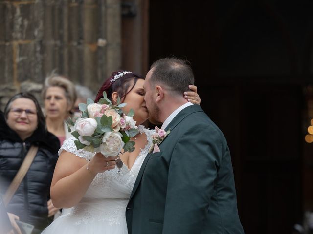 Le mariage de Yohann et Pauline à Aumale, Seine-Maritime 75