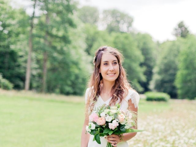 Le mariage de Maxime et Camille à Saint-Valérien, Yonne 22