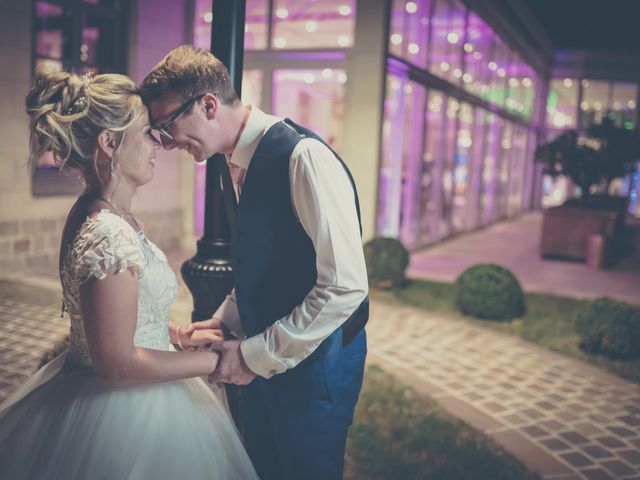 Le mariage de Ulrich et Céline à Ranchicourt, Pas-de-Calais 8