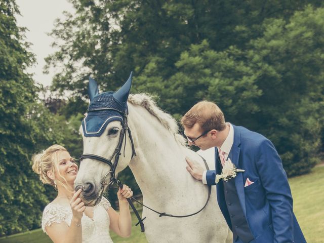 Le mariage de Ulrich et Céline à Ranchicourt, Pas-de-Calais 20