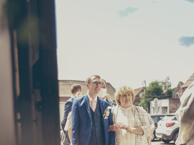 Le mariage de Ulrich et Céline à Ranchicourt, Pas-de-Calais 21