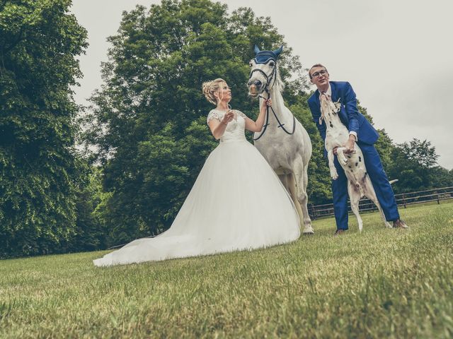 Le mariage de Ulrich et Céline à Ranchicourt, Pas-de-Calais 55