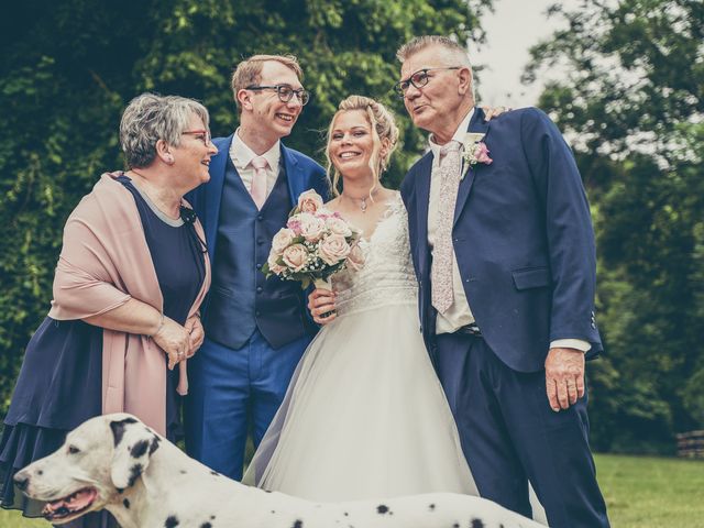 Le mariage de Ulrich et Céline à Ranchicourt, Pas-de-Calais 62