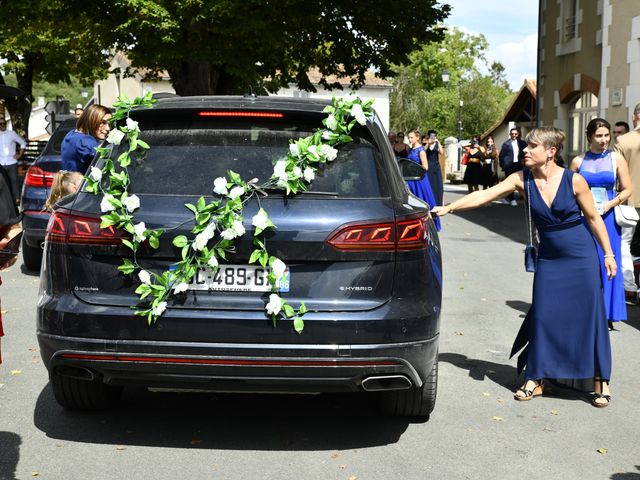 Le mariage de Faustyne et Damien à Béruges, Vienne 63