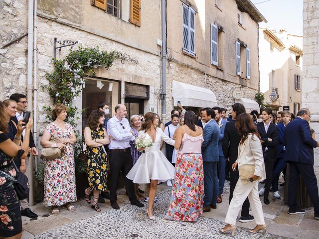 Le mariage de Raphaël et Leslie à Villecroze, Var 8