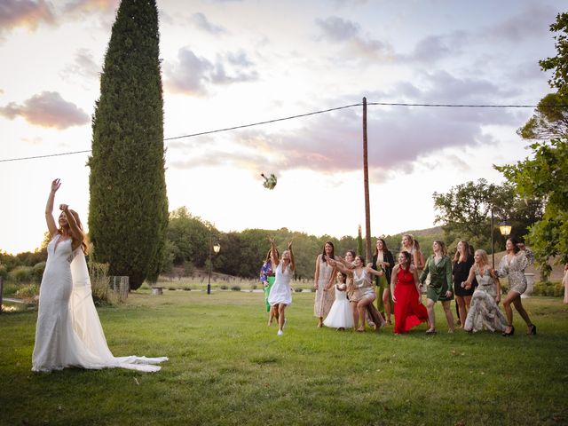 Le mariage de Raphaël et Leslie à Villecroze, Var 236