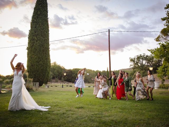 Le mariage de Raphaël et Leslie à Villecroze, Var 237