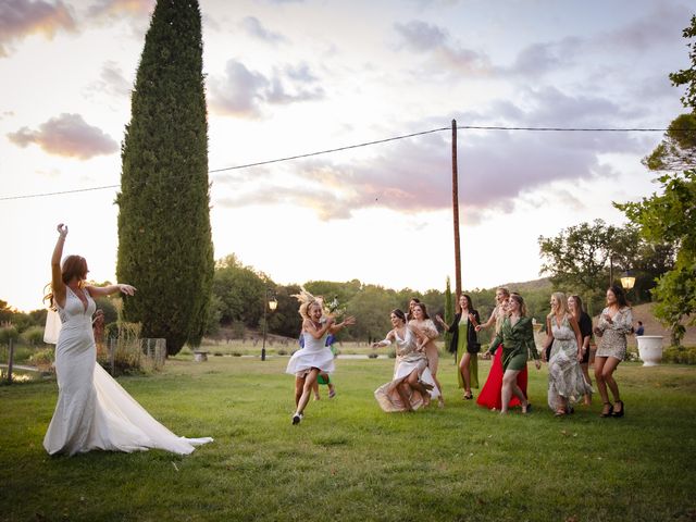 Le mariage de Raphaël et Leslie à Villecroze, Var 240