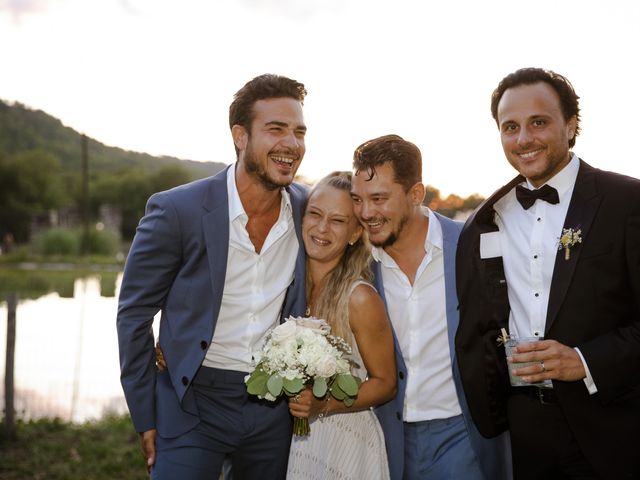Le mariage de Raphaël et Leslie à Villecroze, Var 243