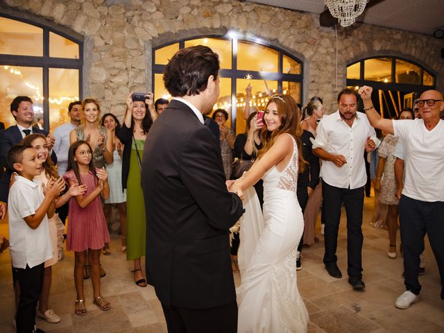 Le mariage de Raphaël et Leslie à Villecroze, Var 281