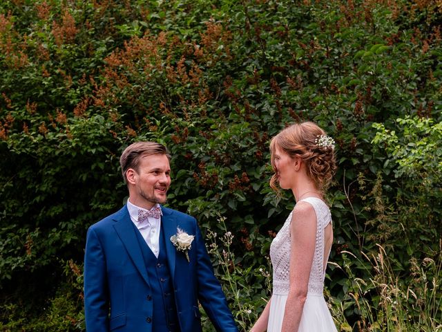Le mariage de Jonathan et Camille à Wambrechies, Nord 8