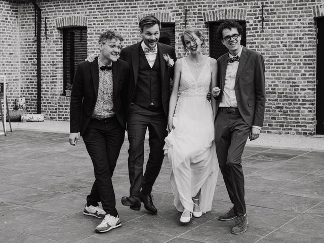 Le mariage de Jonathan et Camille à Wambrechies, Nord 19
