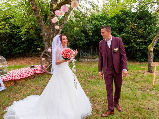 Le mariage de Sébastien et Virginie à Châtelus-le-Marcheix, Creuse 17