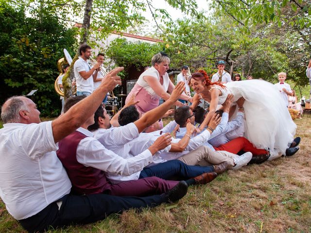 Le mariage de Sébastien et Virginie à Châtelus-le-Marcheix, Creuse 46