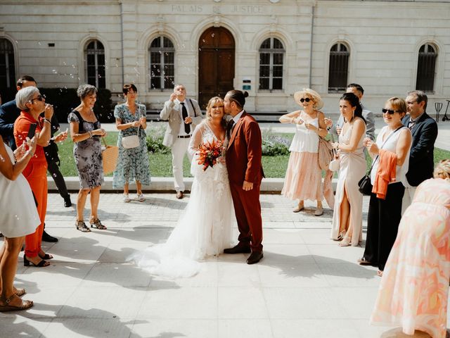 Le mariage de Sylvain et Christine à Lamotte-du-Rhône, Vaucluse 76