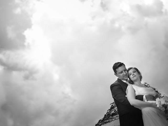 Le mariage de Reynald et Sarah à Chambéry, Savoie 23