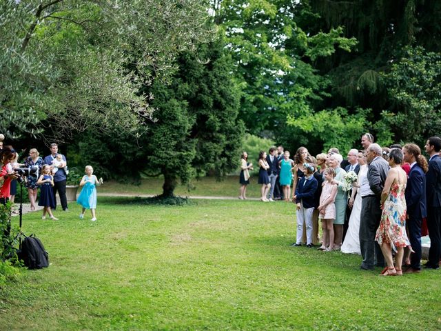 Le mariage de Reynald et Sarah à Chambéry, Savoie 27