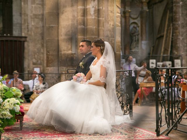 Le mariage de Benjamin et Marion à Saint-Maximin-la-Sainte-Baume, Var 34