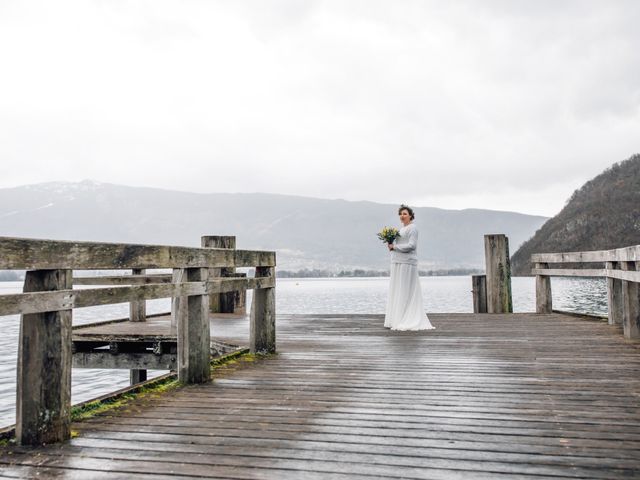 Le mariage de Julien et Judith à Talloires, Haute-Savoie 12