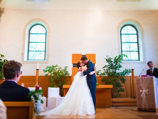 Le mariage de Stéphane et Loryne à Neuchâtel-Urtière, Doubs 25