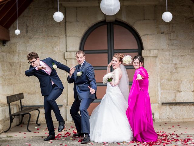 Le mariage de Stéphane et Loryne à Neuchâtel-Urtière, Doubs 32