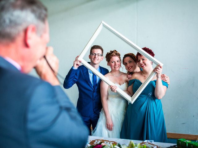 Le mariage de Stéphane et Loryne à Neuchâtel-Urtière, Doubs 33