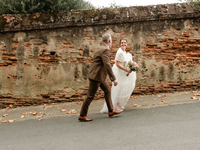 Le mariage de Yann et Caroline à Lavaur, Tarn 4