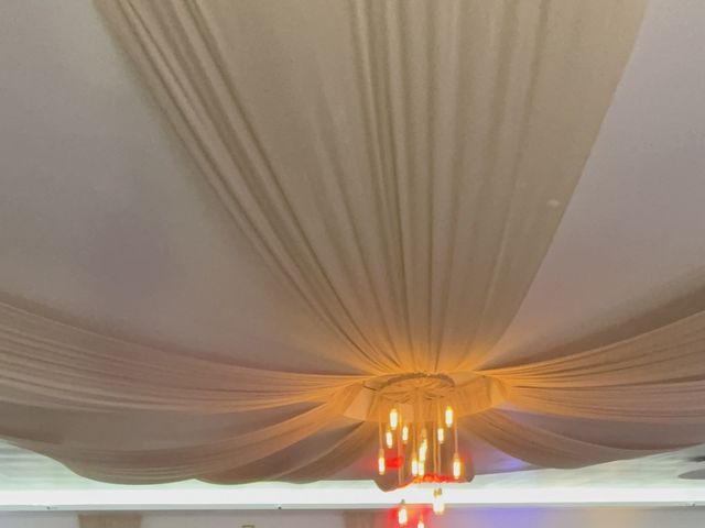 Le mariage de Miliana et Jackson à Saint-Denis, Seine-Saint-Denis 30