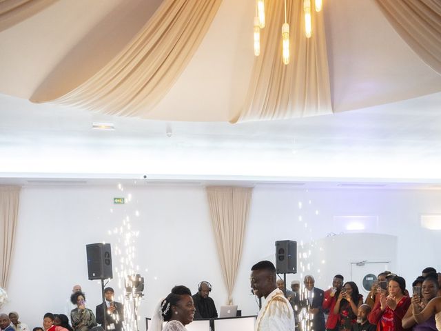 Le mariage de Miliana et Jackson à Saint-Denis, Seine-Saint-Denis 33