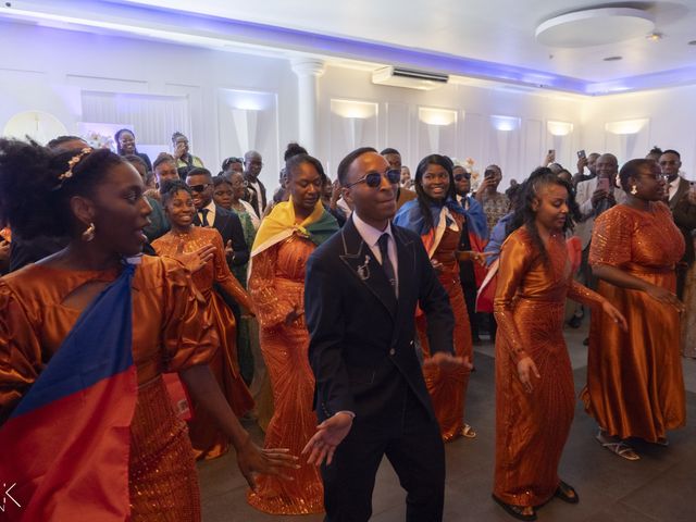 Le mariage de Miliana et Jackson à Saint-Denis, Seine-Saint-Denis 36
