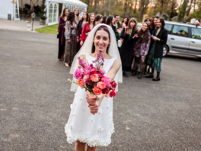 Le mariage de Loïc et Clélia à Samois-sur-Seine, Seine-et-Marne 92