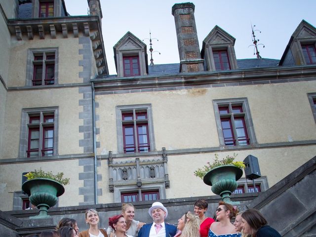 Le mariage de Damien et Aurélie à Billom, Puy-de-Dôme 45