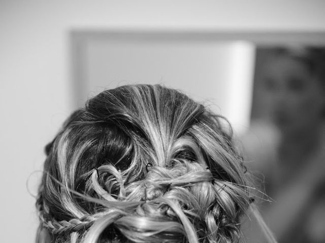 Le mariage de Karine et Laurent à Vaux-Rouillac, Charente 14