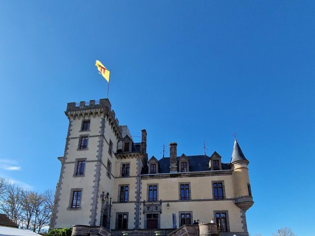 Le mariage de Jérôme et Lalaina à Miremont , Puy-de-Dôme 3