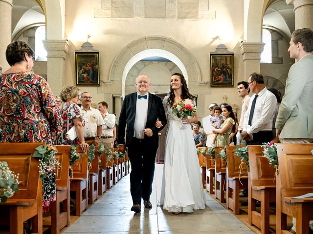 Le mariage de Aymeric et Elise à Versailleux, Ain 22
