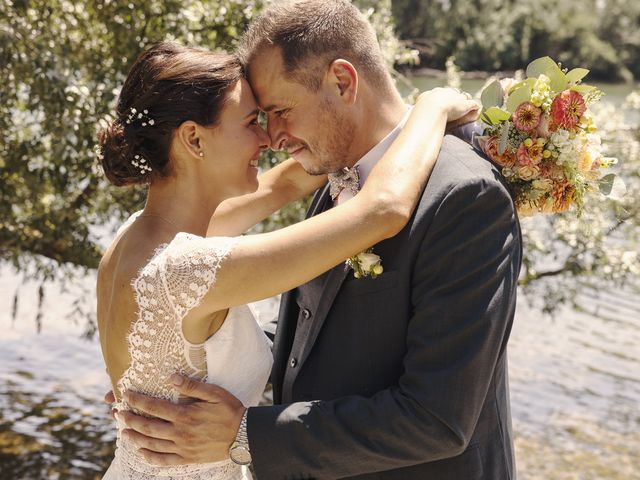 Le mariage de Benoît et Virginie à Toussieux, Ain 17