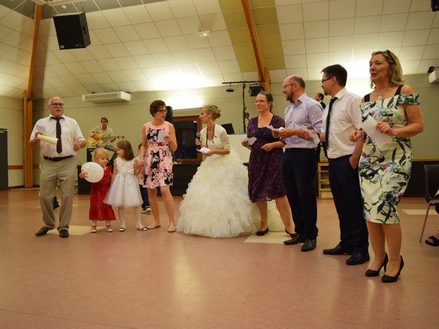 Le mariage de Maximilien et Amandine à Metz, Moselle 1