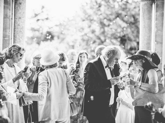 Le mariage de Jean-Charles et Justine à Lignan-de-Bordeaux, Gironde 20