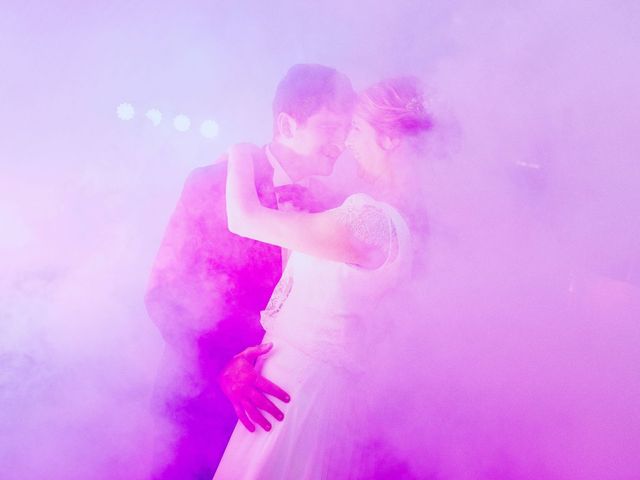 Le mariage de Jean-Charles et Justine à Lignan-de-Bordeaux, Gironde 56