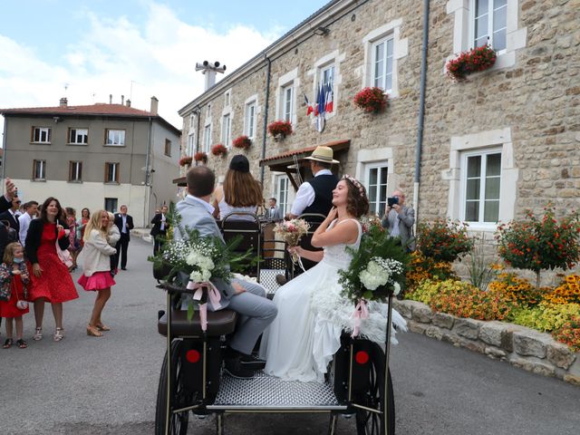 Le mariage de Colin et Angelina à Saint-Genest-Malifaux, Loire 1