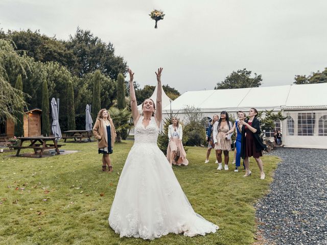 Le mariage de Geoffroy et Sabrina à Nieul-lès-Saintes, Charente Maritime 11