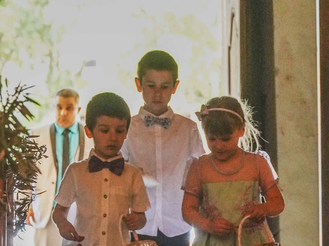 Le mariage de Guenola et Christophe à Lacoste, Vaucluse 9