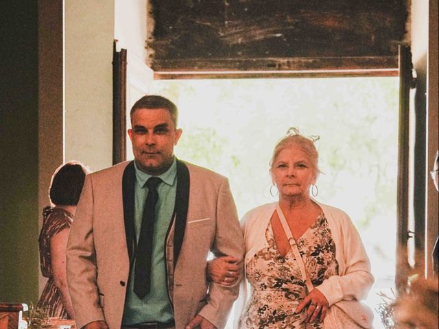 Le mariage de Guenola et Christophe à Lacoste, Vaucluse 10