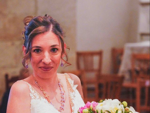 Le mariage de Guenola et Christophe à Lacoste, Vaucluse 18