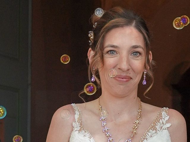 Le mariage de Guenola et Christophe à Lacoste, Vaucluse 30