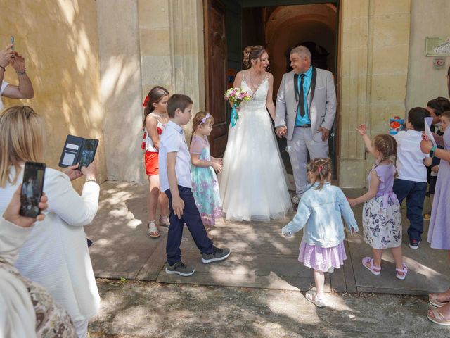 Le mariage de Guenola et Christophe à Lacoste, Vaucluse 37