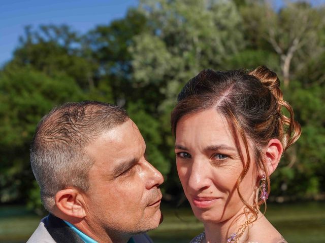 Le mariage de Guenola et Christophe à Lacoste, Vaucluse 56